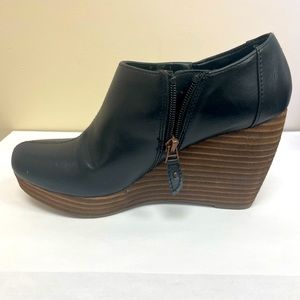 Dr. Scholl’s Women’s Size 7 Wedge Booties